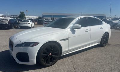 2022 Jaguar XF R Dynamic SE