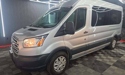 2016 Ford Transit SRW Medium Roof