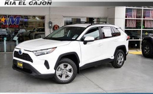 2025 Toyota RAV4 LE
