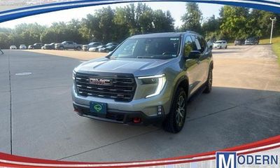 2025 GMC Acadia AT4