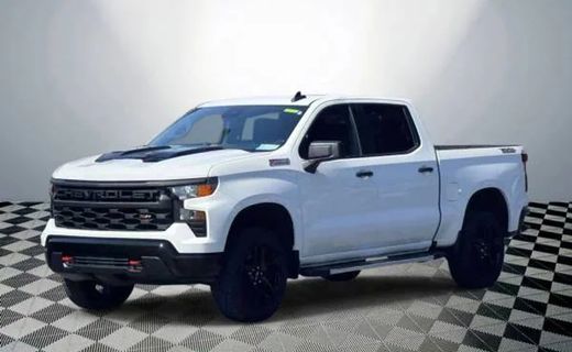 2024 Chevrolet Silverado Trail Boss Custom