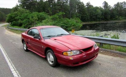 1994 Ford Mustang Base