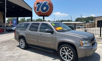 2011 Chevrolet Suburban LT