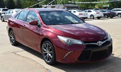 2017 Toyota Camry LE SE XLE