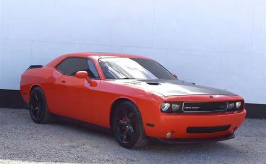 2010 Dodge Challenger SRT8
