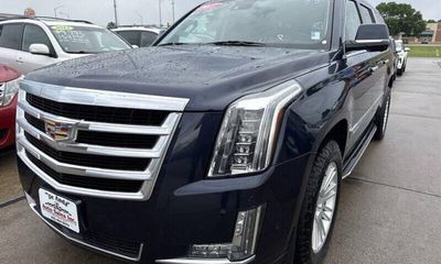 2017 Cadillac Escalade ESV Premium Luxury