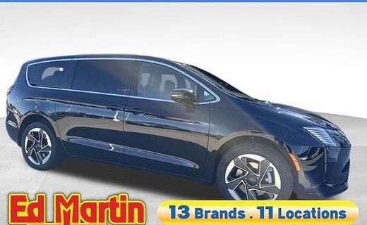 2027 Chrysler Pacifica Limited