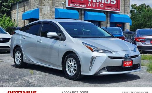 2021 Toyota Prius LE