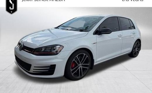 2017 Volkswagen Golf GTI Sport