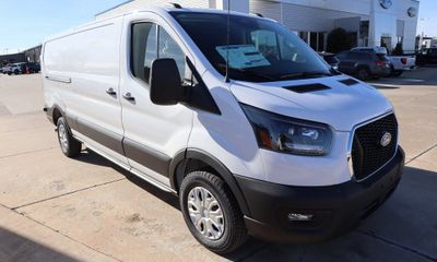 2026 Ford Transit LOW Roof
