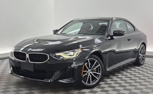 2025 BMW 230i
