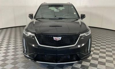 2024 Cadillac XT6 Sport
