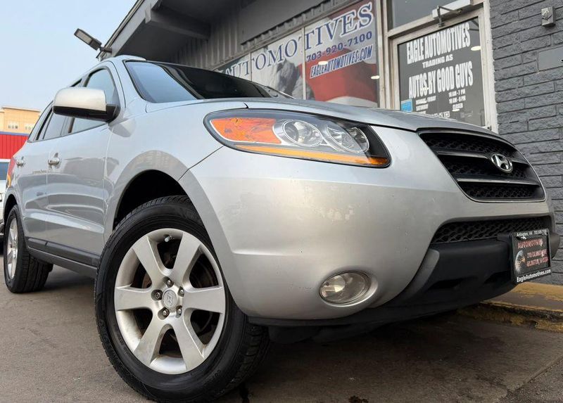 2008 Hyundai Santa Fe — a typically priced live listing