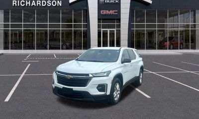 2023 Chevrolet Traverse LS