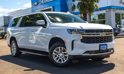 2022 Chevrolet Suburban LS