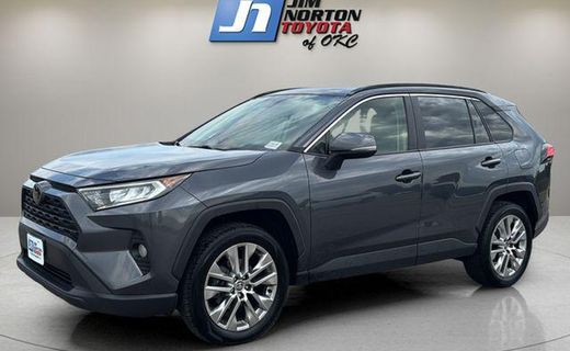 2020 Toyota RAV4 XLE Premium