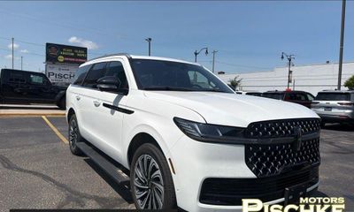 2025 Lincoln Navigator Black Label