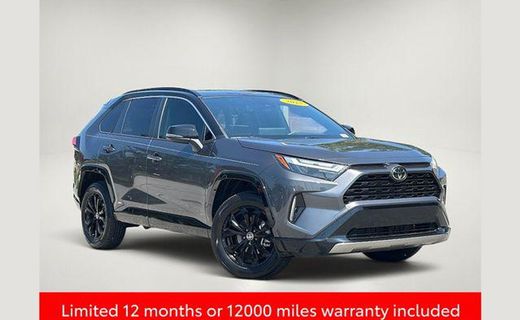 2025 Toyota RAV4 XSE