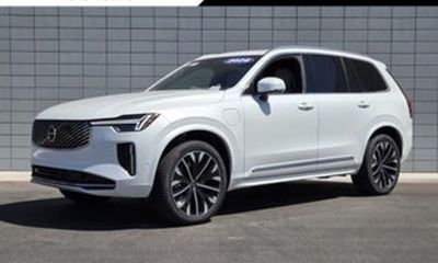 2026 Volvo XC90 Ultra Bright