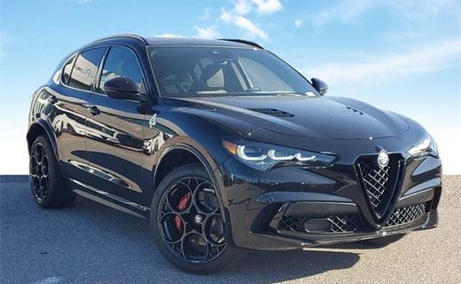 2024 Alfa Romeo Stelvio Quadrifoglio