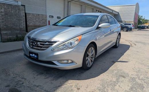 2012 Hyundai Sonata Middle Level
