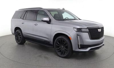 2023 Cadillac Escalade Sport