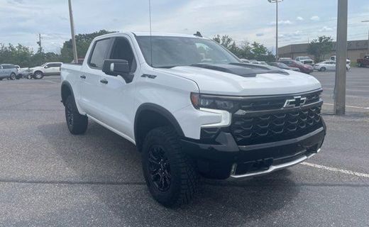 2025 Chevrolet Silverado ZR2