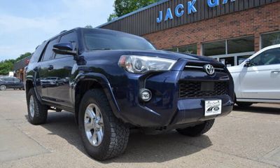 2021 Toyota 4RUNNER SRS Prem