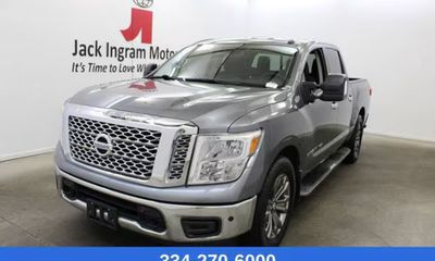 2019 Nissan Titan SV
