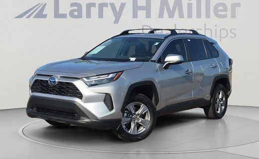 2022 Toyota RAV4 XLE