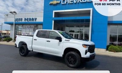 2024 Chevrolet Silverado LT