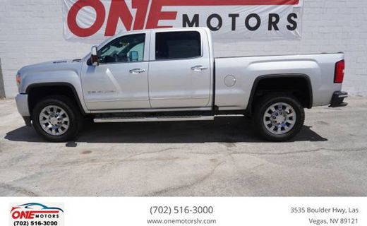 2018 GMC Sierra Denali