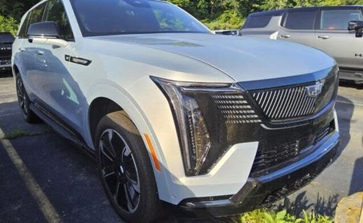 2025 Cadillac Escalade IQ