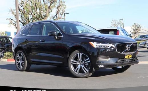 2021 Volvo XC60 Momentum