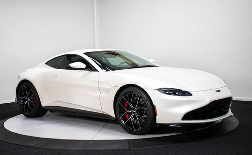 2021 Aston Martin Vantage