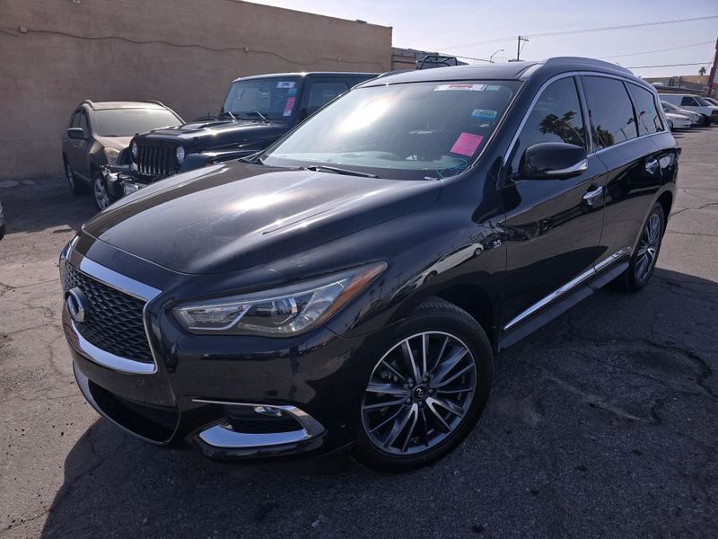 2019 Infiniti QX60 — a typically priced live listing