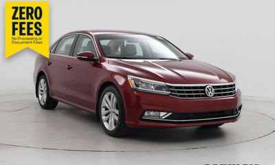 2018 Volkswagen Passat SE W Technology