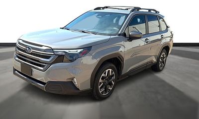 2025 Subaru Forester Premium