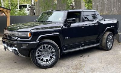 2025 GMC Hummer EV Pickup 3X