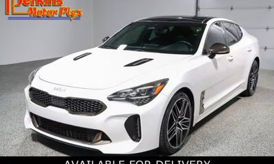 2022 Kia Stinger GT1