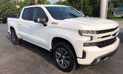 2020 Chevrolet Silverado RST
