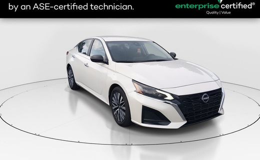 2024 Nissan Altima SV