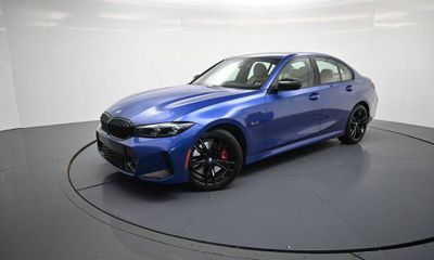 2023 BMW 330e Hybrid