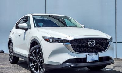 2023 Mazda CX-5 Premium Package