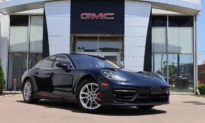 2023 Porsche Panamera 4S