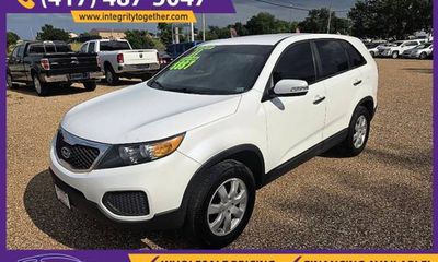 2011 Kia Sorento GL