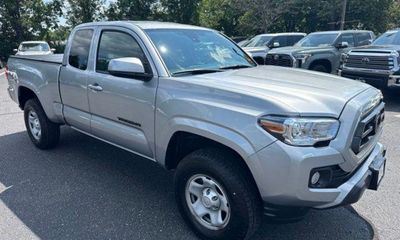 2023 Toyota Tacoma SR5