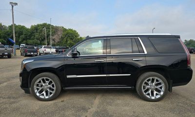 2020 Cadillac Escalade Platinum