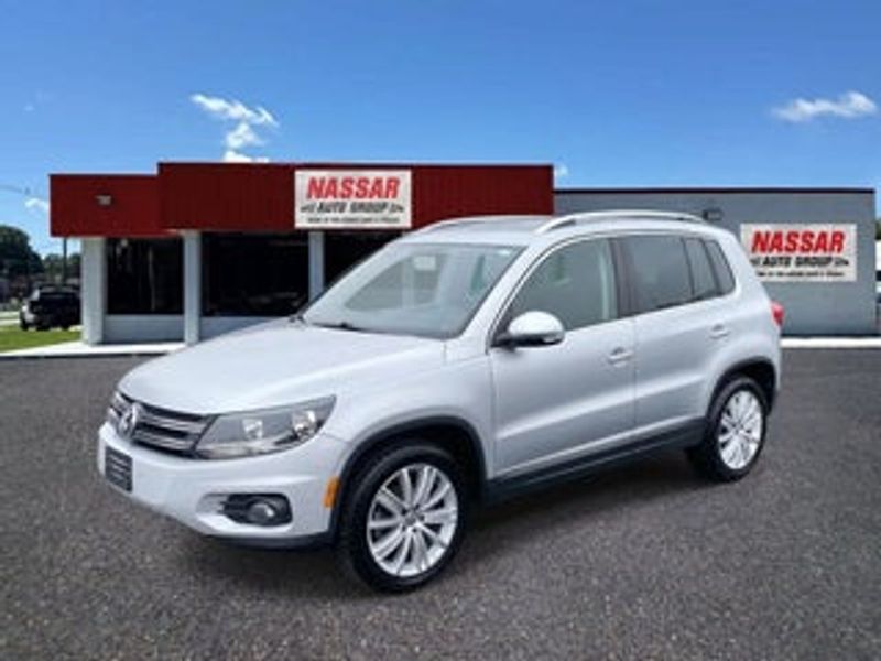 2013 Volkswagen Tiguan — a typically priced live listing
