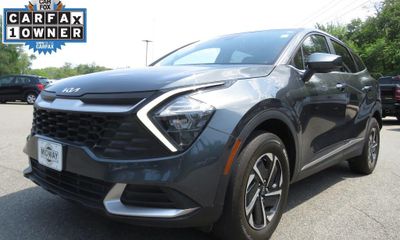 2023 Kia Sportage LX